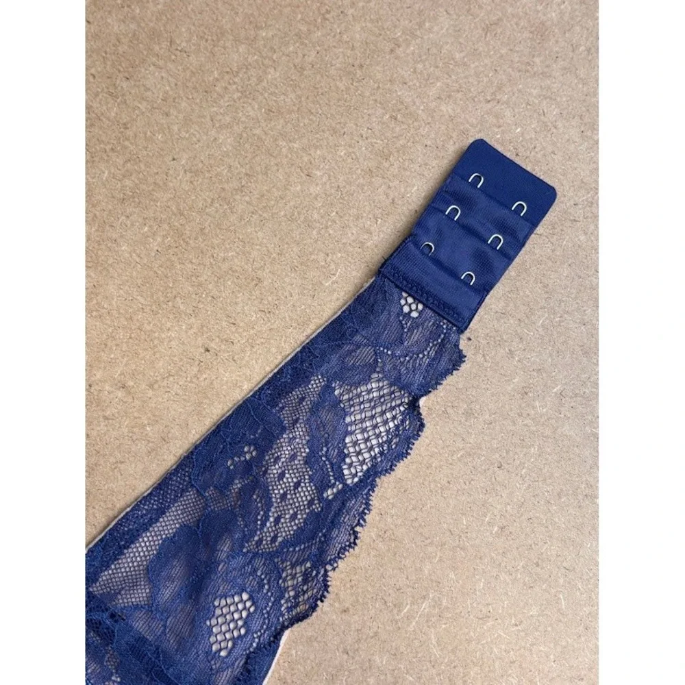 Victorias Secret BioFit Multi-Way Strapless Lace Bra Navy Blue‎ 34C Underwire